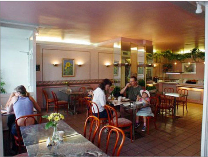 Anna Hotel 3*